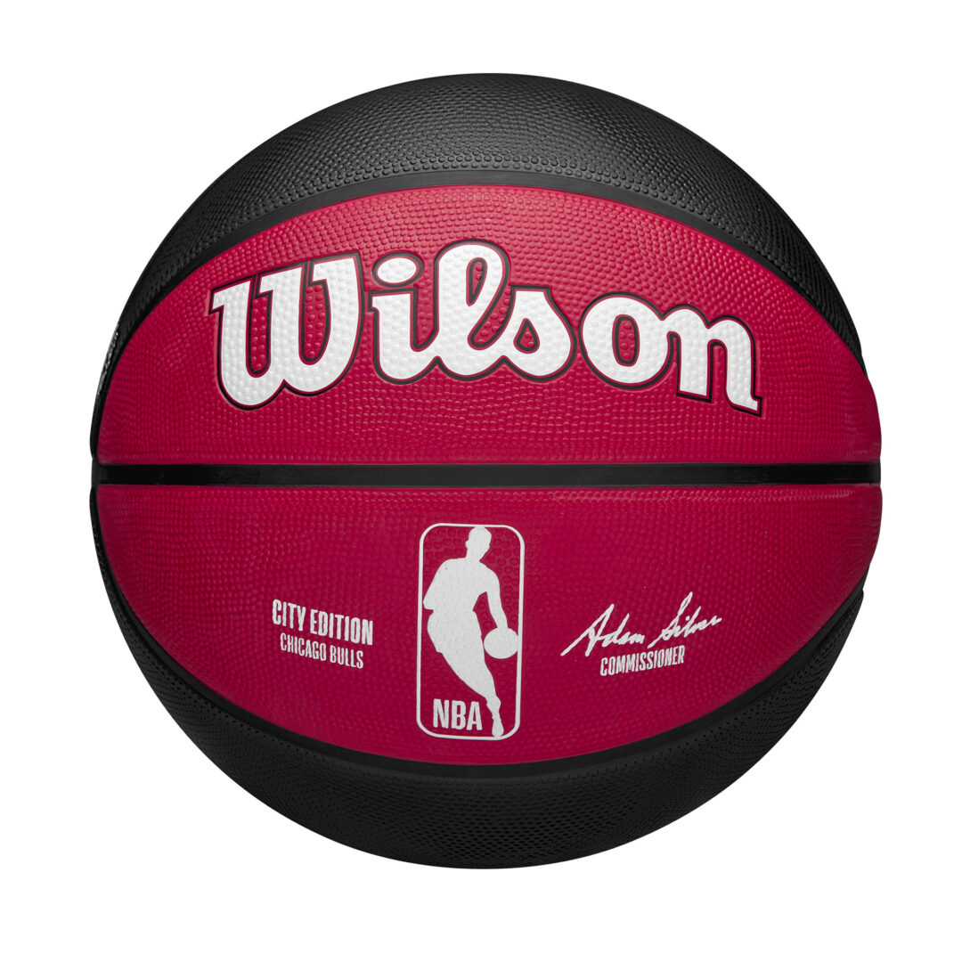 NBA TEAM TRIBUTE BASKETBALL - CHICAGO BULLS